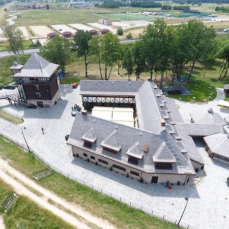 Hotel & Spa **** Kasztel Uniejow Exterior photo