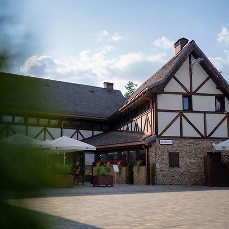 Hotel & Spa **** Kasztel Uniejow Exterior photo