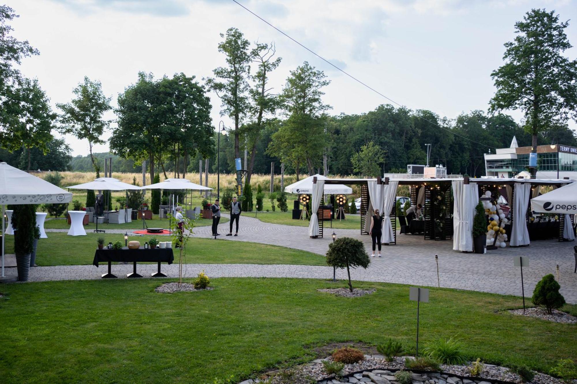 Hotel & Spa **** Kasztel Uniejow Exterior photo